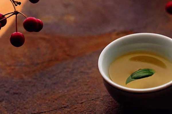山楂荷葉茶一天喝幾次 月經期可以喝山楂荷葉茶嗎