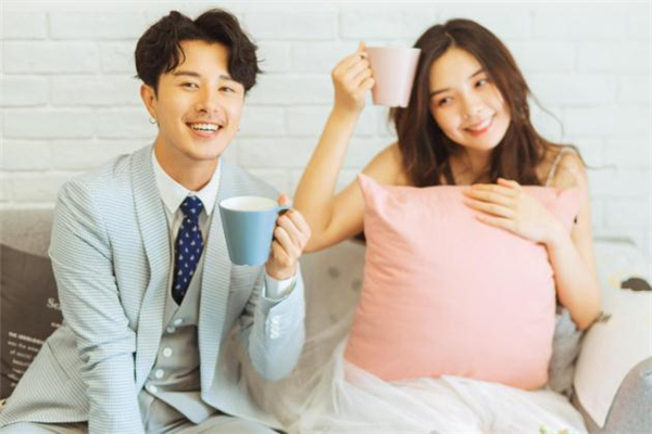 二婚老公很摳門(mén)怎么辦 二婚男人太摳門(mén)還能繼續(xù)嗎
