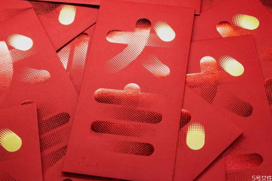 過(guò)年紅包包多少比較吉利 過(guò)年紅包多少錢代表的意義