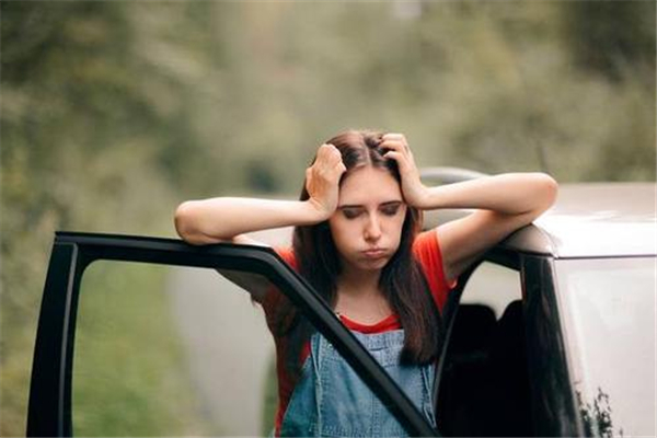 暈車(chē)會(huì)導(dǎo)致肚子疼嗎 暈車(chē)會(huì)引發(fā)哪些疾病