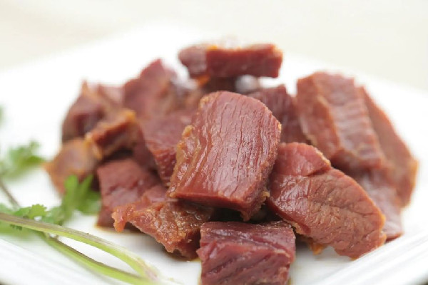 鹵好的牛肉怎么一切都散了 鹵牛肉怎么做結實不散