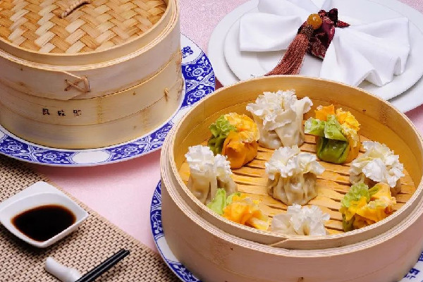 燒麥和蒸餃有啥區(qū)別 燒麥和蒸餃哪個(gè)熱量高