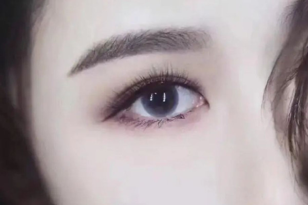 美瞳不開封可以保存多久 美瞳放久了結晶怎么辦